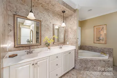 42 Tiverton Lane, Asheville, NC 28803 - Photo 20