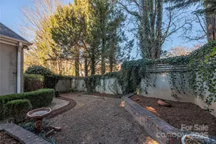 42 Tiverton Ln, Asheville, NC 28803 - Photo 30