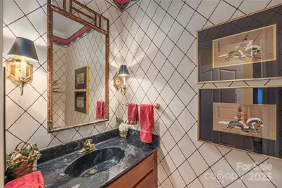 42 Tiverton Lane, Asheville, NC 28803 - Photo 16