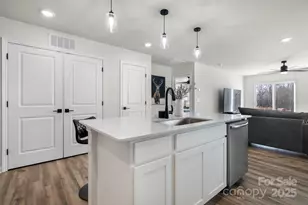 5201 Duck Ln, Catawba, NC 28609 - Photo 6