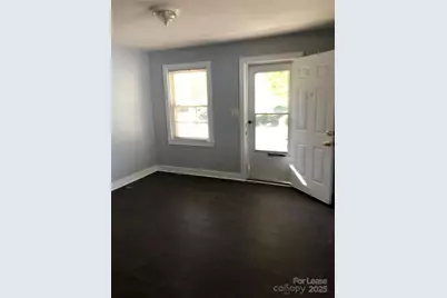 426 Skyland Avenue, Charlotte, NC 28205 - Photo 2