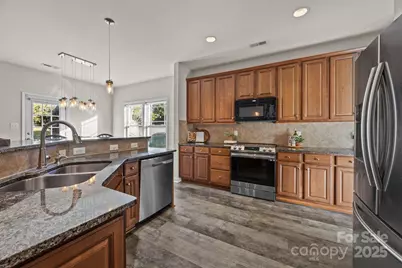 3216 Bridgewick Road, Waxhaw, NC 28173 - Photo 2