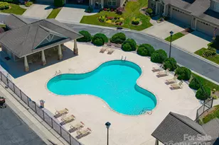 58 Burlington Ln, Fletcher, NC 28732 - Photo 4