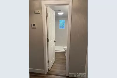 3931 Bearwood Avenue, Charlotte, NC 28205 - Photo 6