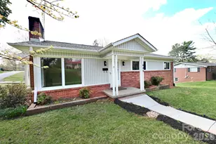 648 7th Ave SE, Hickory, NC 28602 - Photo 1