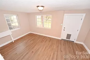 648 7th Ave SE, Hickory, NC 28602 - Photo 32