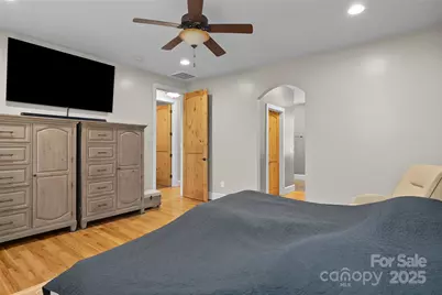 102 Wolf Shoals Drive, Hendersonville, NC 28739 - Photo 14