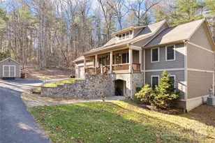 102 Wolf Shoals Dr, Hendersonville, NC 28739 - Photo 28