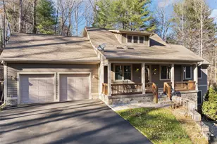 102 Wolf Shoals Dr, Hendersonville, NC 28739 - Photo 1