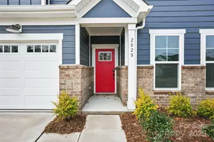 2028 Waxhaw Crossing Dr, Waxhaw, NC 28173 - Photo 2