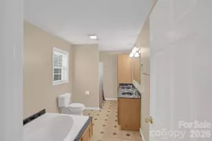 10425 Idlewild Rd, Matthews, NC 28105 - Photo 16