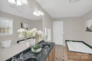 10425 Idlewild Rd, Matthews, NC 28105 - Photo 14