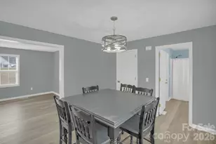 10425 Idlewild Rd, Matthews, NC 28105 - Photo 8