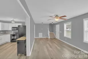 10425 Idlewild Rd, Matthews, NC 28105 - Photo 4