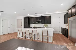 620 Mercury Dr, Tega Cay, SC 29708 - Photo 4