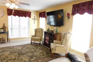 111 8th St, York, SC 29745 - Photo 4