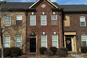 15808 Sharon Dale Dr, Davidson, NC 28036 - Photo 2