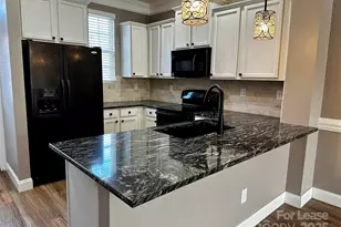 15808 Sharon Dale Dr, Davidson, NC 28036 - Photo 10