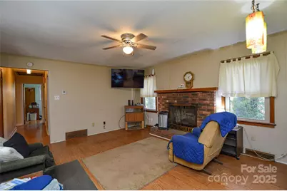 1405 Forest Park Drive #1, Statesville, NC 28677 - Photo 8