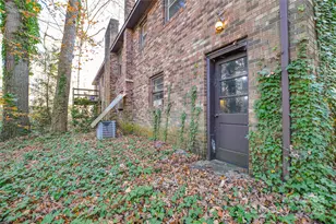 1405 Forest Park Dr, Statesville, NC 28677 - Photo 22