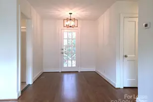 2114 Brandon Cir, Charlotte, NC 28211 - Photo 4