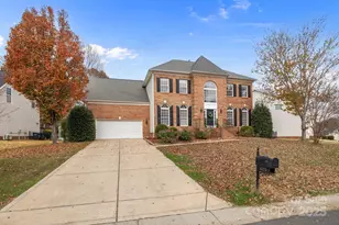 4424 Sunset Rose Dr, Fort Mill, SC 29708 - Photo 2