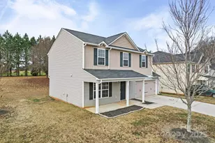 501 Berrybeth Cir, China Grove, NC 28023 - Photo 2