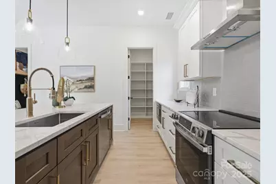 151 Hedgewood Drive, Mooresville, NC 28115 - Photo 8