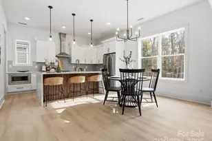 151 Hedgewood Dr, Mooresville, NC 28115 - Photo 4