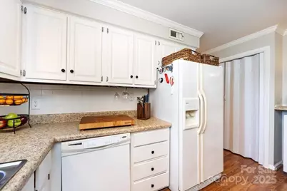 1708 Roxborough Road #H, Charlotte, NC 28211 - Photo 14