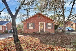 3728 Dresden Dr E, Charlotte, NC 28205 - Photo 16