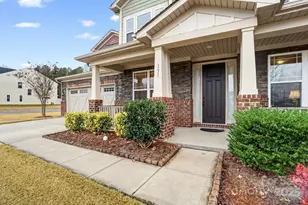 151 Welcombe St, Mooresville, NC 28115 - Photo 2