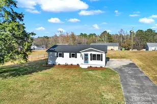 2509 Oxford Cir, Lancaster, SC 29720 - Photo 6