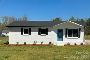 2509 Oxford Cir, Lancaster, SC 29720 - Photo 2