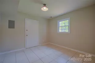 6921 Idlewild Rd, Charlotte, NC 28212 - Photo 20