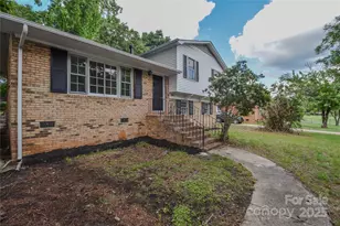 6921 Idlewild Rd, Charlotte, NC 28212 - Photo 2