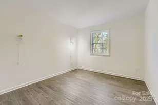 6104 Bridlewood Ln, Charlotte, NC 28215 - Photo 26