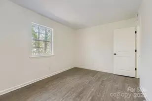 6104 Bridlewood Ln, Charlotte, NC 28215 - Photo 28