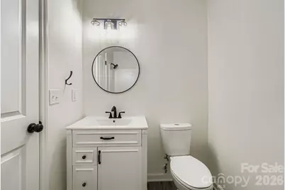 6104 Bridlewood Lane, Charlotte, NC 28215 - Photo 20