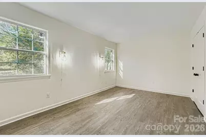 6104 Bridlewood Lane, Charlotte, NC 28215 - Photo 22