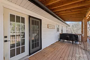 129 Willow Brook Rd, Hendersonville, NC 28792 - Photo 24