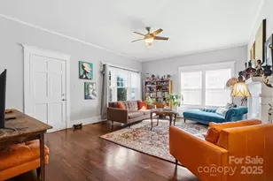 221 N Patterson St, Statesville, NC 28677 - Photo 6