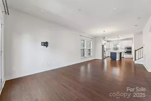 16034 Roscoe Ln, Charlotte, NC 28204 - Photo 12