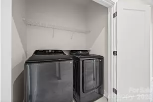 16034 Roscoe Ln, Charlotte, NC 28204 - Photo 14