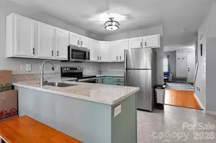 93 Stafford Ct, Fletcher, NC 28732 - Photo 10