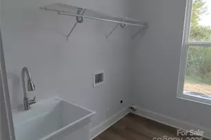 489 E Border Rd, Rock Hill, SC 29730 - Photo 8