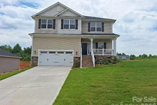 136 Kerr Walk Dr, Statesville, NC 28677 - Photo 2