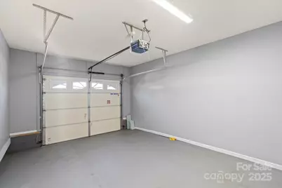 492 14th Avenue NE, Hickory, NC 28601 - Photo 16