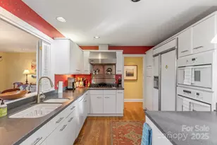 100 The Pinnacle Dr, Sapphire, NC 28774 - Photo 14