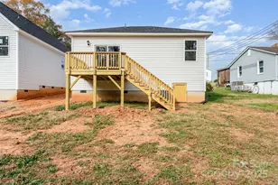 510 Mill St, Lowell, NC 28098 - Photo 28